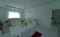 Three-room apartment, 110 m², in a cozy complex with good infrastructure in the Oba area, Alanya-id-2509-photo-5