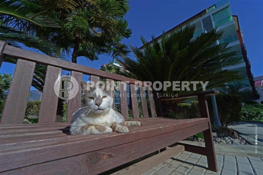 Three-room apartment, 110 m², in a cozy complex with good infrastructure in the Oba area, Alanya-id-2509-photo-16