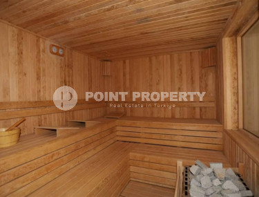 Excellent two-room apartment with 1+1 layout, 65 m2 in Alanya in Mahmutlar. Only 350 m to the sea.-id-1215-photo-4