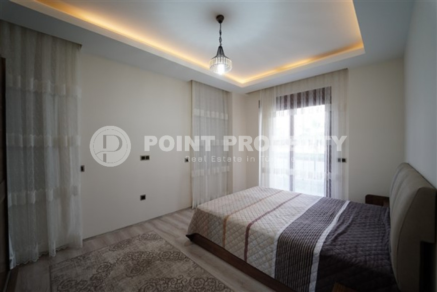 Luxurious 3+1 apartment, with a separate kitchen and an area of 160 m2, in the prestigious Oba district. 800 meters to the sea-id-2510-photo-9
