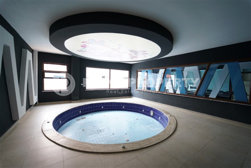 Luxurious 3+1 apartment, with a separate kitchen and an area of 160 m2, in the prestigious Oba district. 800 meters to the sea-id-2510-photo-29