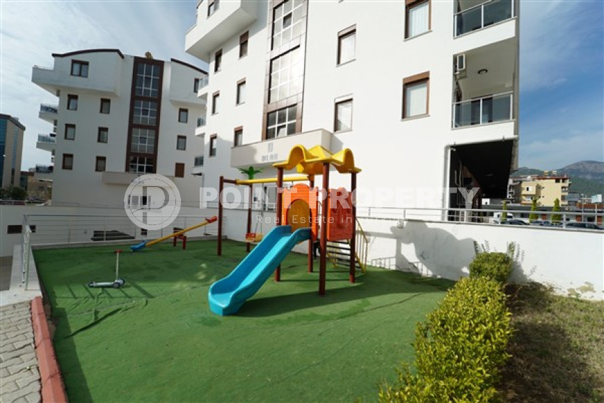 Luxurious 3+1 apartment, with a separate kitchen and an area of 160 m2, in the prestigious Oba district. 800 meters to the sea-id-2510-photo-31