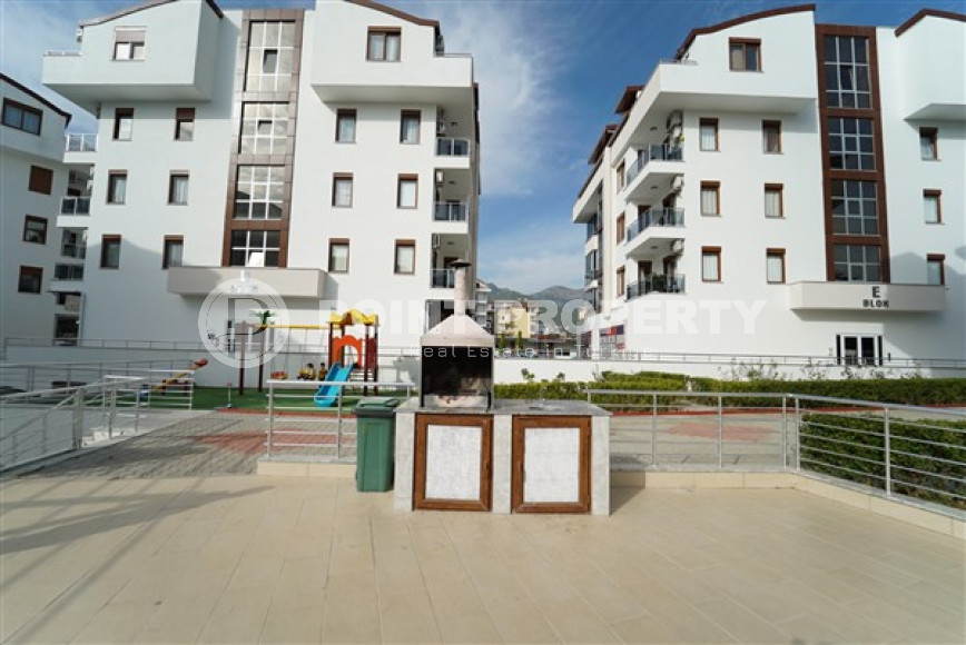 Luxurious 3+1 apartment, with a separate kitchen and an area of 160 m2, in the prestigious Oba district. 800 meters to the sea-id-2510-photo-32