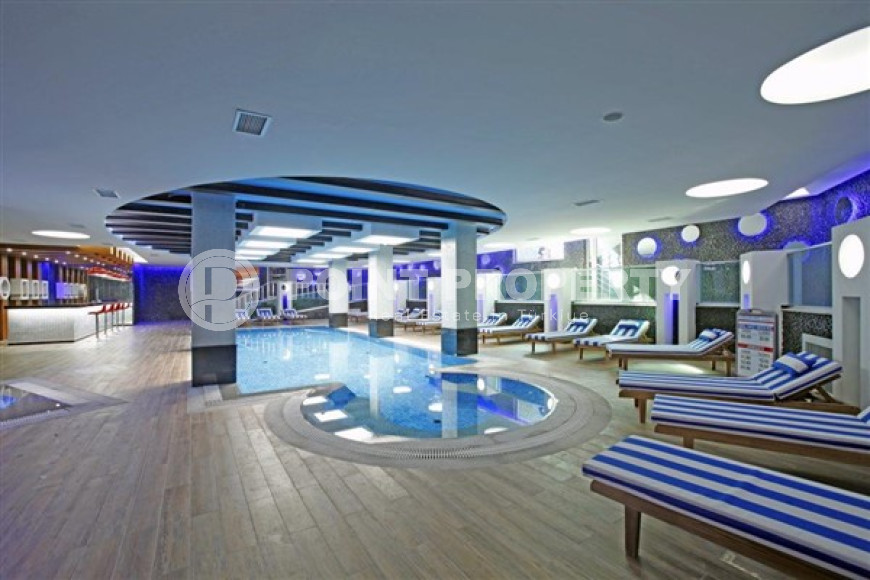 Two-level luxury apartment, 279 sq. m, with three bedrooms in a respectable area of Alanya, Lower Oba-id-2512-photo-12