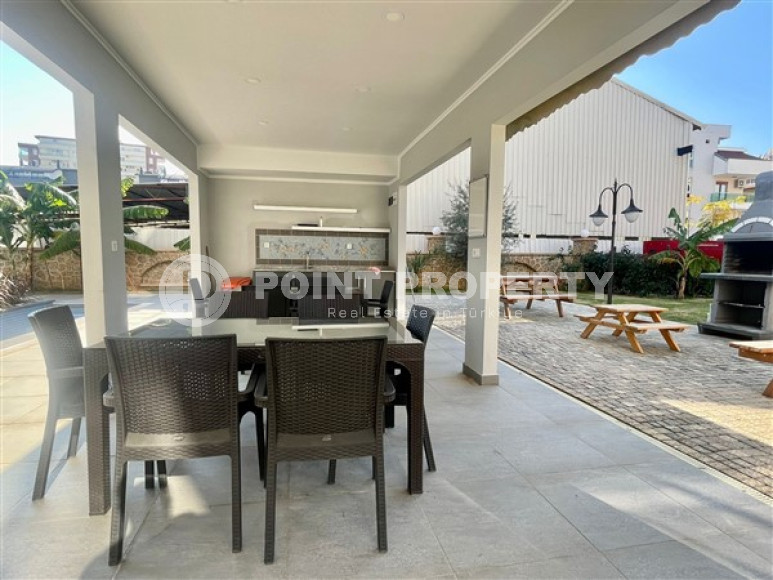 New linear apartment with three bedrooms, 140m², with separate kitchen, 850m from the sea in Oba, Alanya-id-2514-photo-19