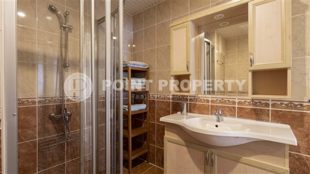 Ready to move in, cozy apartment 2+1, 115m², in a residence with a swimming pool, in the Oba area, Alanya-id-2515-photo-14