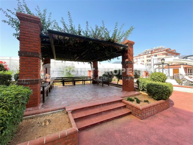 Spacious penthouse 4+1, 230m², with mountain views in a cozy residence in Oba, Alanya-id-2518-photo-9