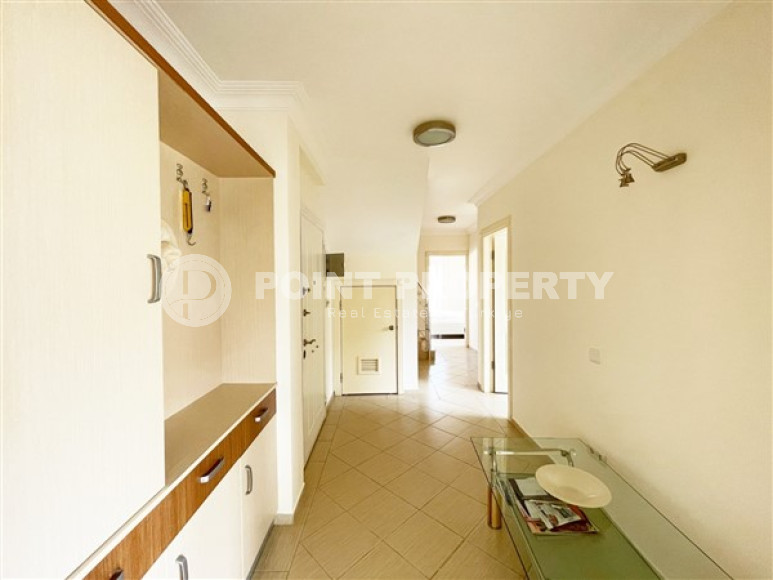 Spacious penthouse 4+1, 230m², with mountain views in a cozy residence in Oba, Alanya-id-2518-photo-23