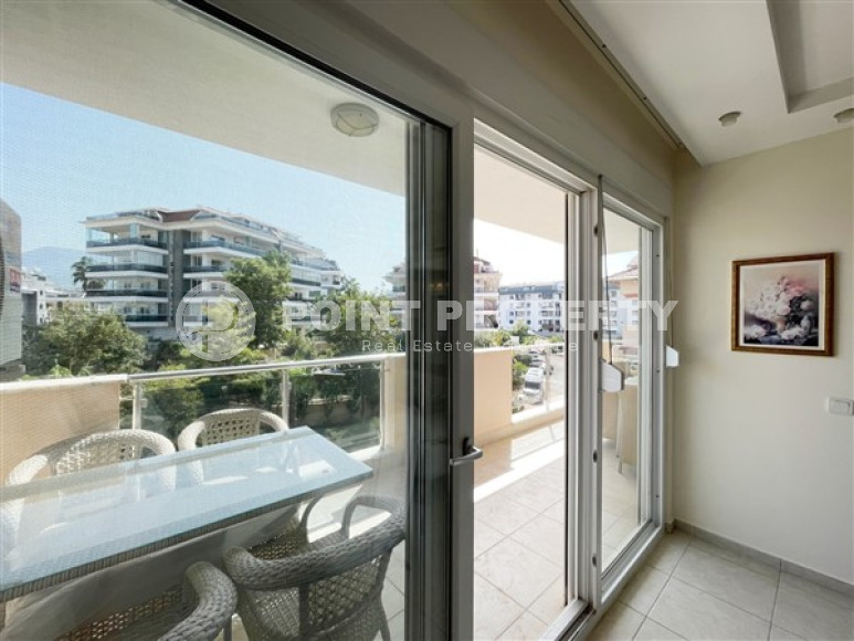 Spacious penthouse 4+1, 230m², with mountain views in a cozy residence in Oba, Alanya-id-2518-photo-25