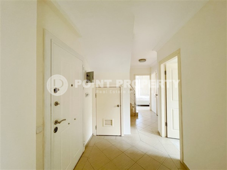 Spacious penthouse 4+1, 230m², with mountain views in a cozy residence in Oba, Alanya-id-2518-photo-28