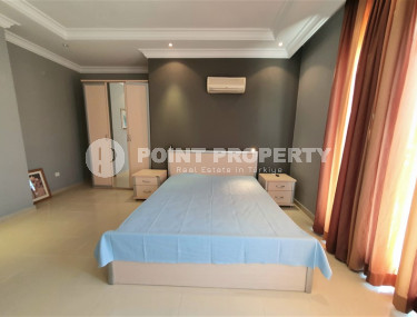 Luxurious four-room apartment - duplex layout 3+1, 190 m2 in Alanya, in the popular Mahmutlar area with mountain views. To the sea 250 m2-id-1218-photo-4