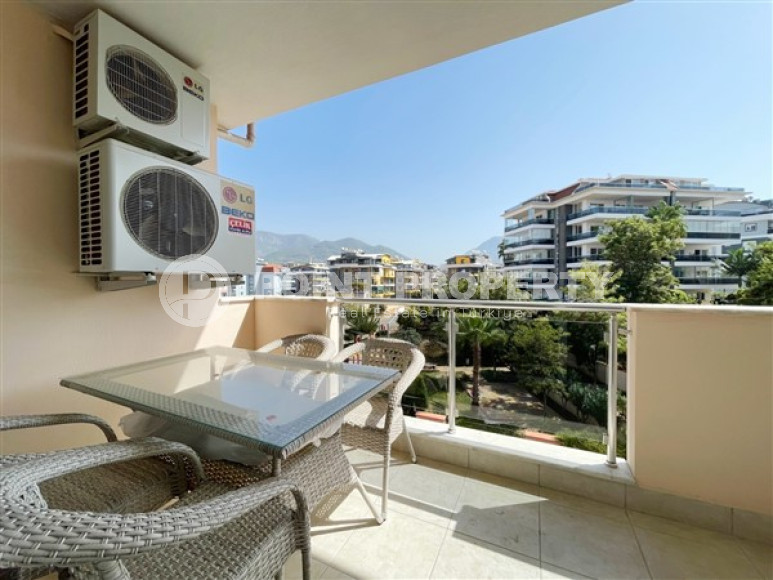 Spacious penthouse 4+1, 230m², with mountain views in a cozy residence in Oba, Alanya-id-2518-photo-32