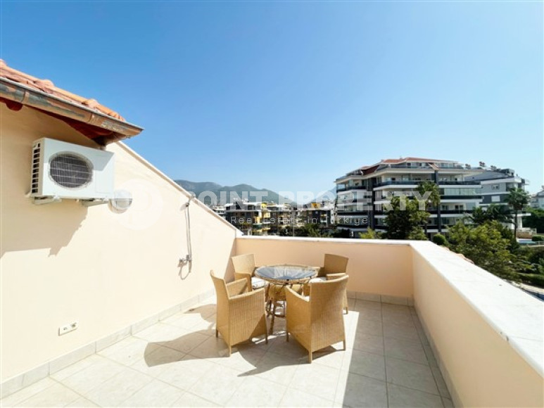 Spacious penthouse 4+1, 230m², with mountain views in a cozy residence in Oba, Alanya-id-2518-photo-39