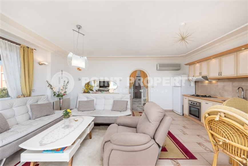 Three-room apartment, 85m², with furniture and household appliances in a house with a garden in Avsallar, Alanya-id-2519-photo-3