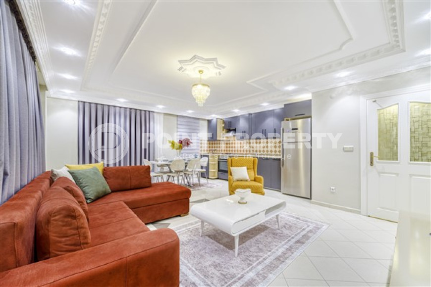 Designer two bedroom apartment, 110m², 300m from the sea in Mahmutlar, Alanya-id-2526-photo-2