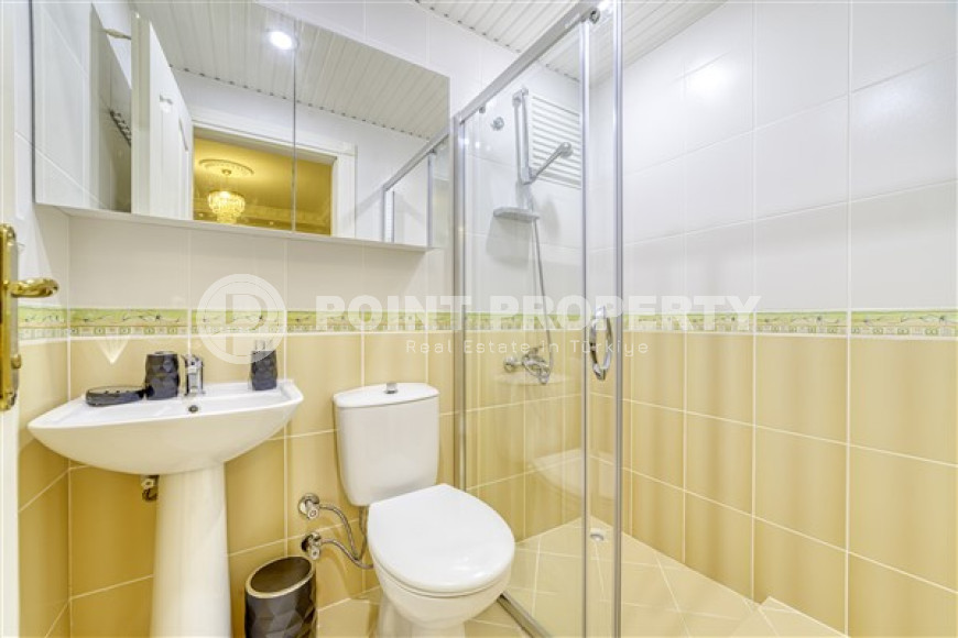 Designer two bedroom apartment, 110m², 300m from the sea in Mahmutlar, Alanya-id-2526-photo-13