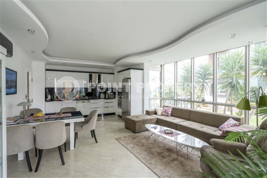 Three-room apartment 2+1 in the central area of Alanya Oba with full infrastructure.-id-2530-photo-3