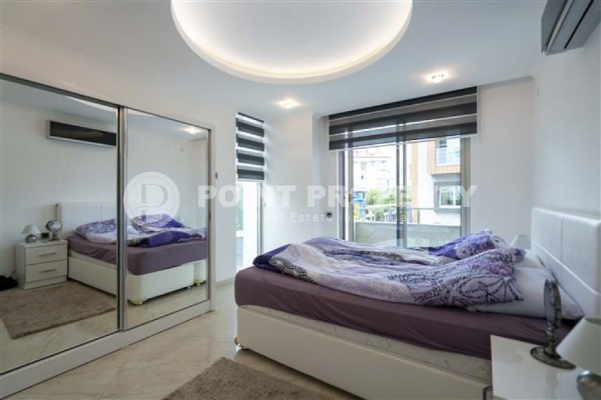 Three-room apartment 2+1 in the central area of Alanya Oba with full infrastructure.-id-2530-photo-5