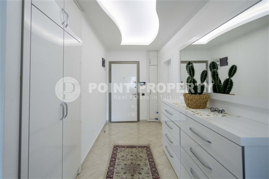 Three-room apartment 2+1 in the central area of Alanya Oba with full infrastructure.-id-2530-photo-9