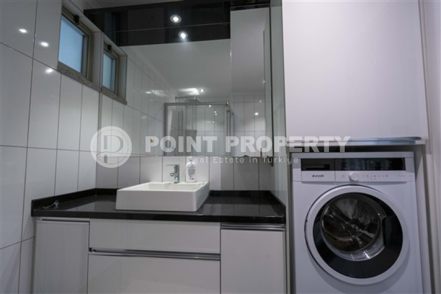 Three-room apartment 2+1 in the central area of Alanya Oba with full infrastructure.-id-2530-photo-11