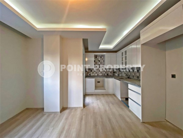 One-bedroom apartment, 70m² in a new complex with a swimming pool 1200m from the sea in Upper Oba, Alanya-id-2532-photo-9