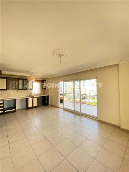 Квартира с двумя спальнями, 100м², в небольшой резиденции в 350м от моря в районе Тосмур, Алания-id-2533-фото-4