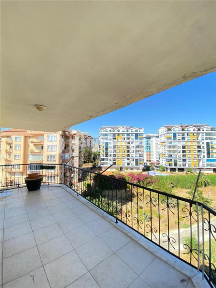 Квартира с двумя спальнями, 100м², в небольшой резиденции в 350м от моря в районе Тосмур, Алания-id-2533-фото-14