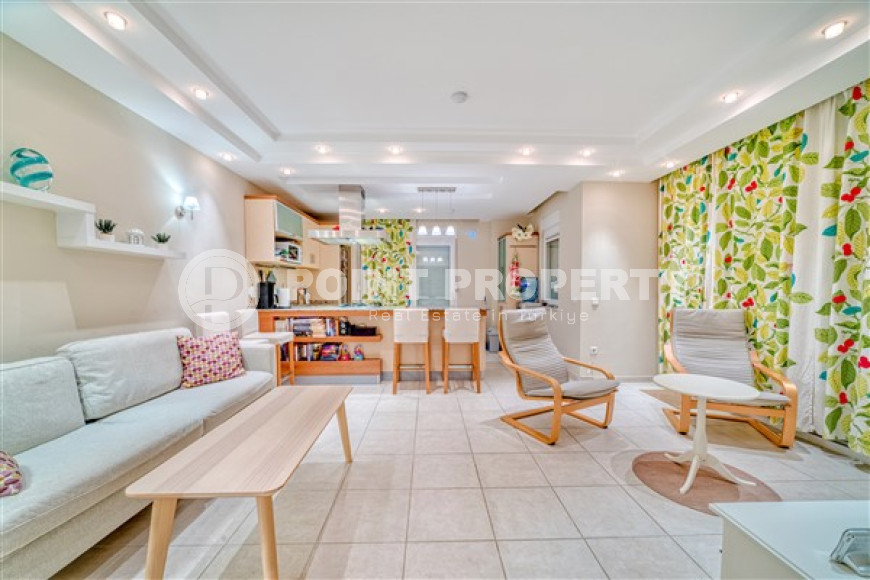 Ready to move in, apartment 2+1, 115m², in a cozy residence in Oba, Alanya-id-2540-photo-2