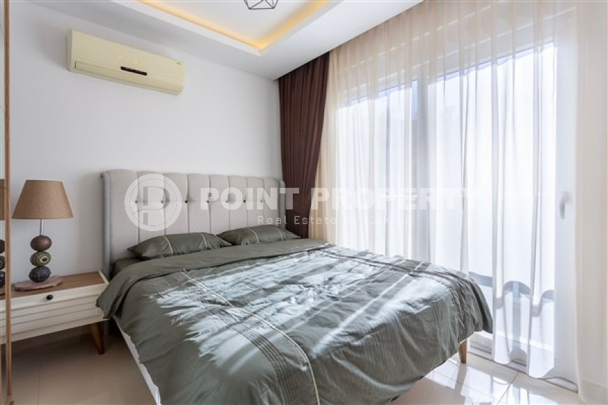 One bedroom apartment with new excellent renovation in the central area of Alanya-id-2541-photo-7