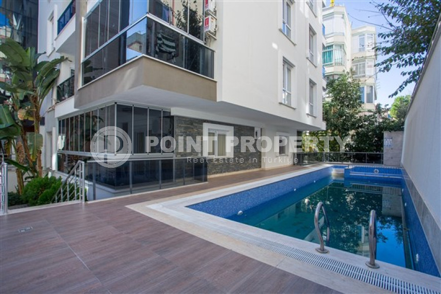One bedroom apartment with new excellent renovation in the central area of Alanya-id-2541-photo-10