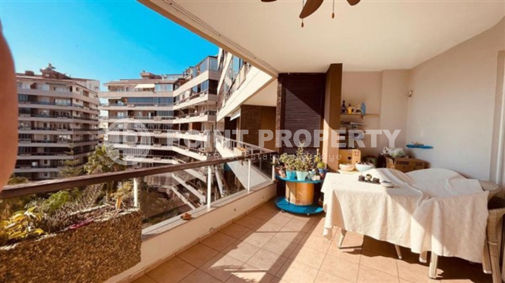 Просторная квартира с двумя спальнями, 110м², у реки Дим Чай в районе Тосмур, Алания-id-2543-фото-2