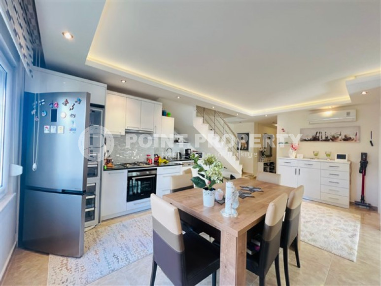 Элегантный меблированный пентхаус 3+1, 160м² в центре Алании, в 1300 метрах от моря-id-2544-фото-2