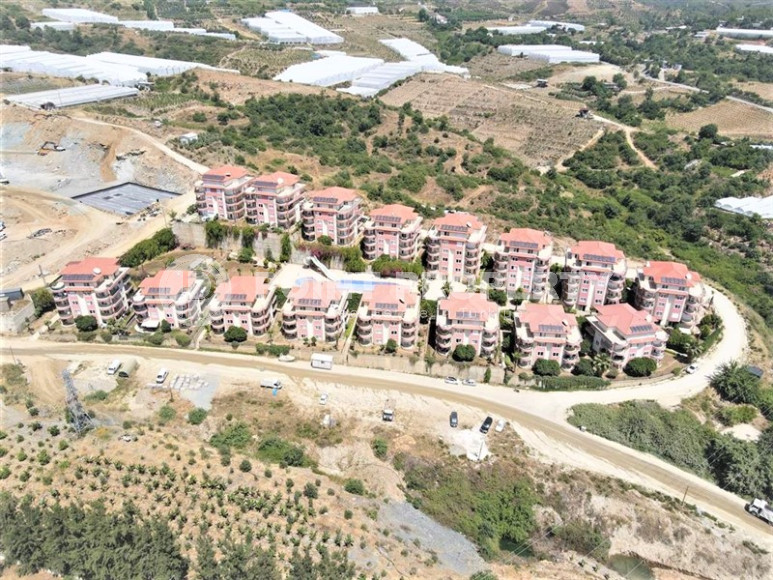 Furnished three-room apartment in Mahmutlar area with private garden, 130 m2-id-1219-photo-6