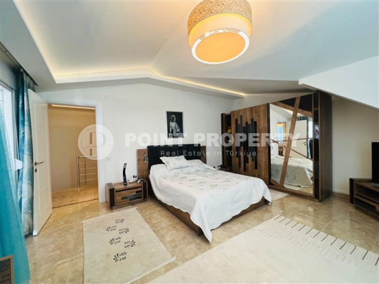 Элегантный меблированный пентхаус 3+1, 160м² в центре Алании, в 1300 метрах от моря-id-2544-фото-25