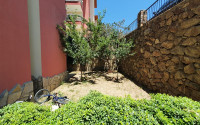 Furnished three-room apartment in Mahmutlar area with private garden, 130 m2-id-1219-photo-7