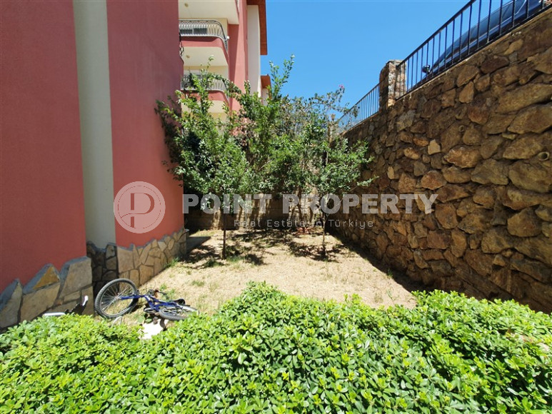 Furnished three-room apartment in Mahmutlar area with private garden, 130 m2-id-1219-photo-7