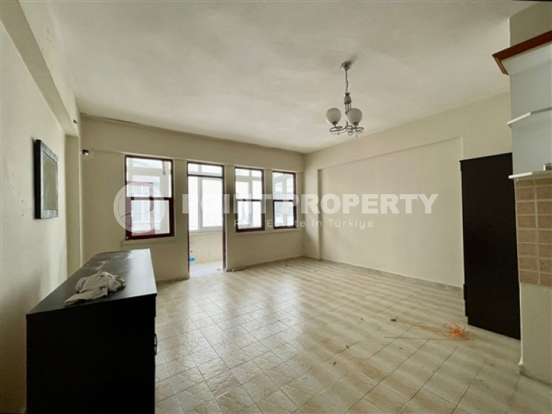 Resale property in the center of Alanya: two-bedroom apartment, 90m², in an urban building-id-2545-photo-3