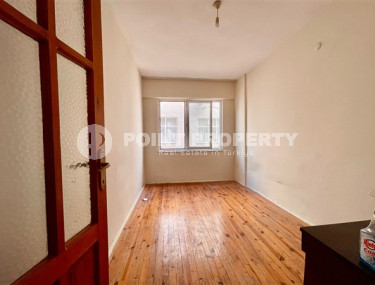 Resale property in the center of Alanya: two-bedroom apartment, 90m², in an urban building-id-2545-photo-4