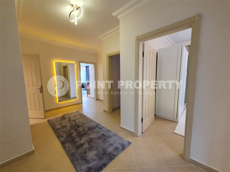 Furnished three-room apartment in Mahmutlar area with private garden, 130 m2-id-1219-photo-8
