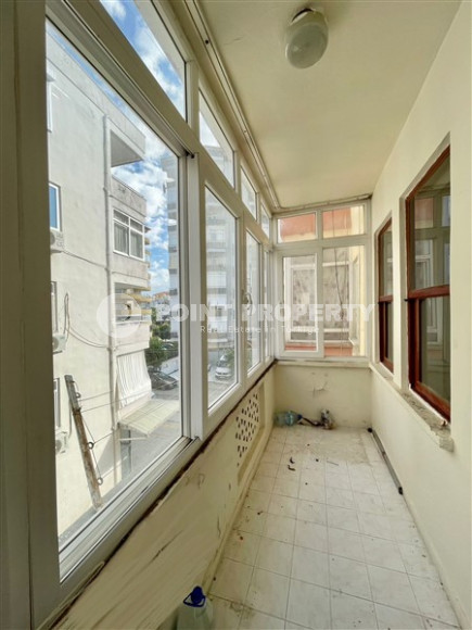Resale property in the center of Alanya: two-bedroom apartment, 90m², in an urban building-id-2545-photo-6