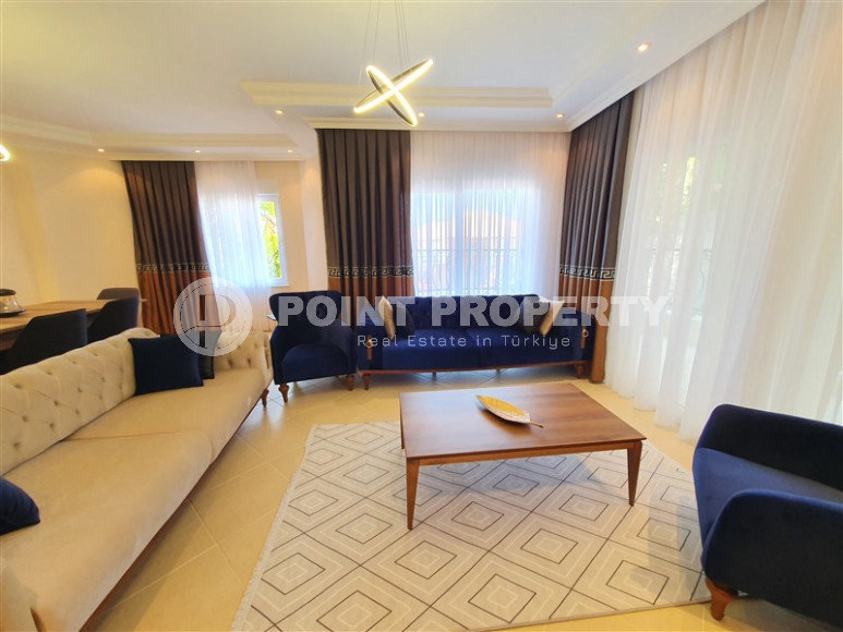 Furnished three-room apartment in Mahmutlar area with private garden, 130 m2-id-1219-photo-9