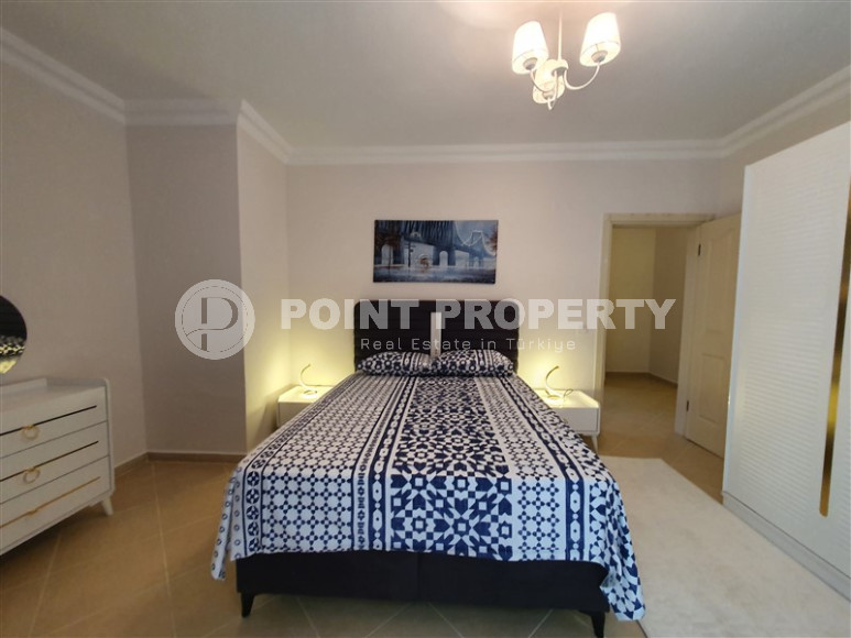 Furnished three-room apartment in Mahmutlar area with private garden, 130 m2-id-1219-photo-18