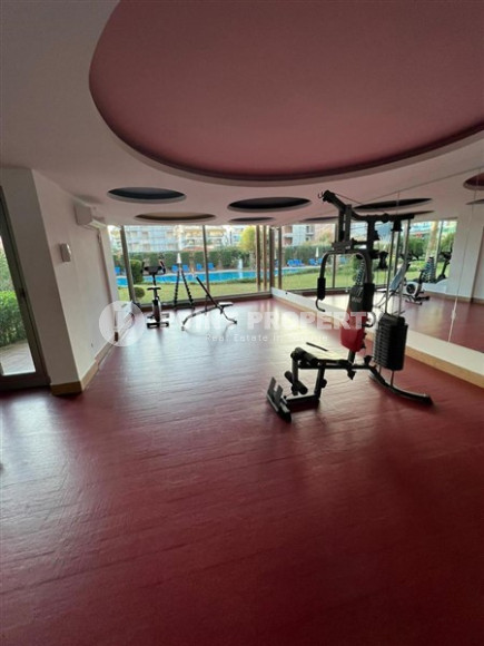 Elegant one-bedroom apartment, 86m², in a premium complex in Oba, Alanya.-id-2551-photo-17