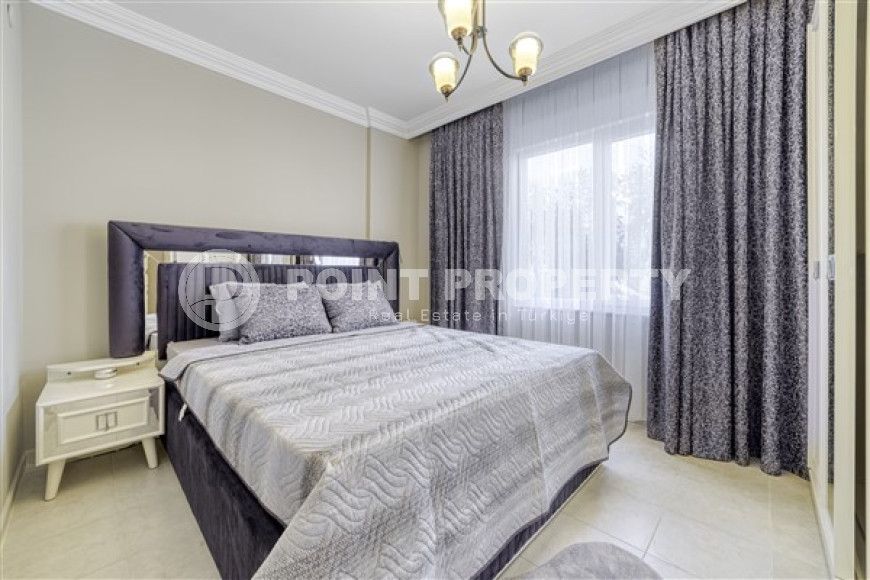 Three-room apartment, 110 m², with designer interior, in a complex with infrastructure in the center of Alanya-id-2555-photo-15