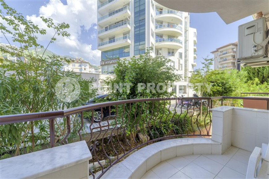 Three-room apartment, 110 m², with designer interior, in a complex with infrastructure in the center of Alanya-id-2555-photo-17