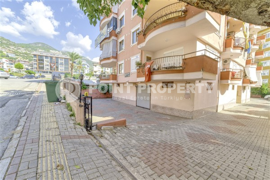 Three-room apartment, 110 m², with designer interior, in a complex with infrastructure in the center of Alanya-id-2555-photo-21