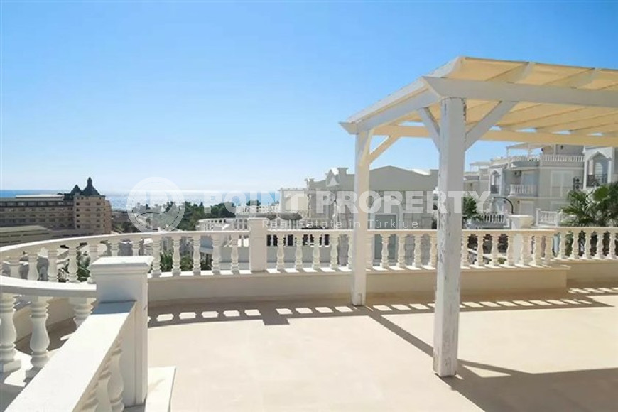 Меблированная четырехэтажная вилла, 250м², с четырьмя спальнями, у моря в районе Алании Конаклы.-id-2557-фото-13