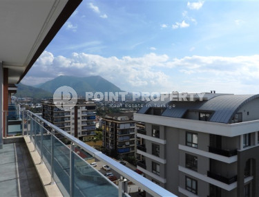 Furnished penthouse 3+1, 130m², overlooking Alanya Castle in a luxury complex in Cikcilli-id-2558-photo-3