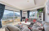 Spacious penthouse 4+1, 250m², 150m from the sea in the center of Tosmur, Alanya-id-2561-photo-2