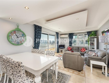 Spacious penthouse 4+1, 250m², 150m from the sea in the center of Tosmur, Alanya-id-2561-photo-3
